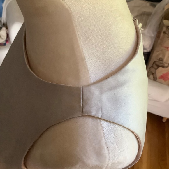 Jim Hjelm Occasions Special Occasion Dress Gown Beige Size Small - Picture 4 of 12